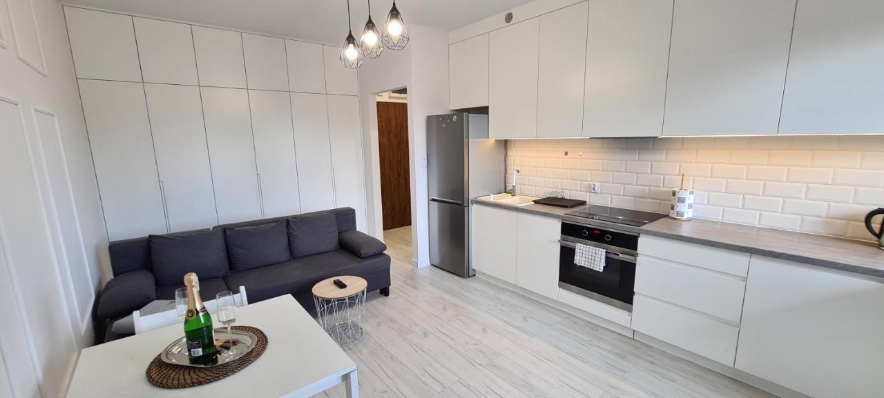 44 - Apartamenty Siedlce - Nowy Apartament W Centrum Przy Ul Czerwonego Krzyza מראה חיצוני תמונה