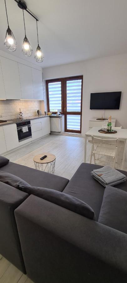 44 - Apartamenty Siedlce - Nowy Apartament W Centrum Przy Ul Czerwonego Krzyza מראה חיצוני תמונה