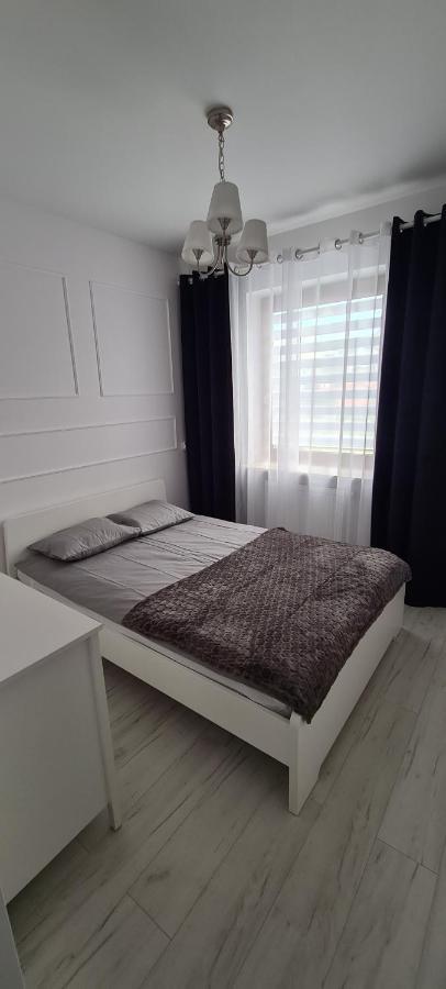 44 - Apartamenty Siedlce - Nowy Apartament W Centrum Przy Ul Czerwonego Krzyza מראה חיצוני תמונה