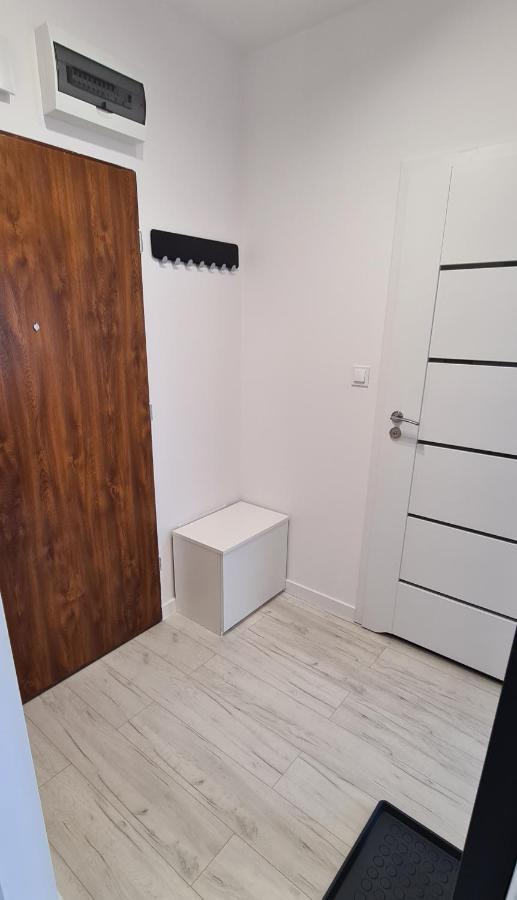 44 - Apartamenty Siedlce - Nowy Apartament W Centrum Przy Ul Czerwonego Krzyza מראה חיצוני תמונה