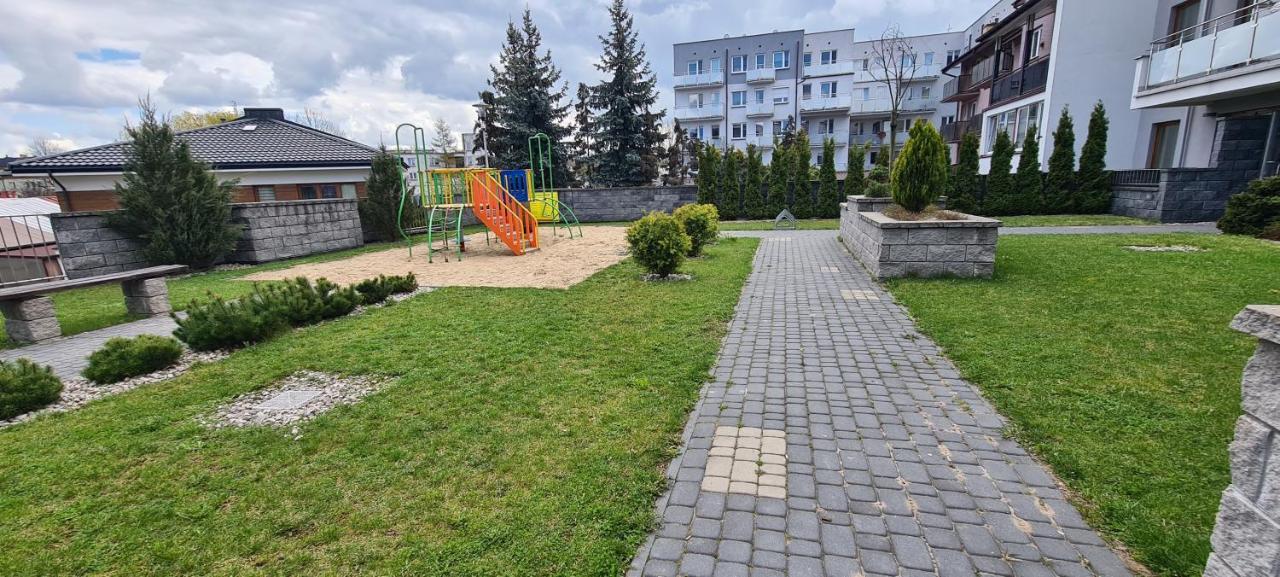 44 - Apartamenty Siedlce - Nowy Apartament W Centrum Przy Ul Czerwonego Krzyza מראה חיצוני תמונה