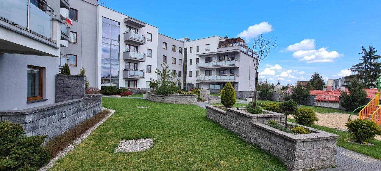 44 - Apartamenty Siedlce - Nowy Apartament W Centrum Przy Ul Czerwonego Krzyza מראה חיצוני תמונה
